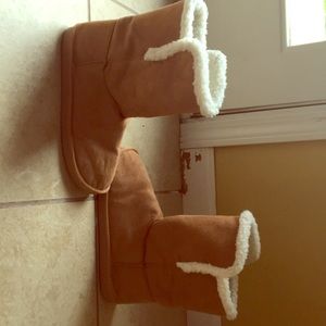Justice brown fuzzy boots
